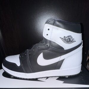 Jordan 1 Men's Black and White High-Top Sneakers
